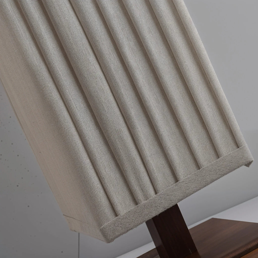 Solo Desk Lamp - Luminor Arc